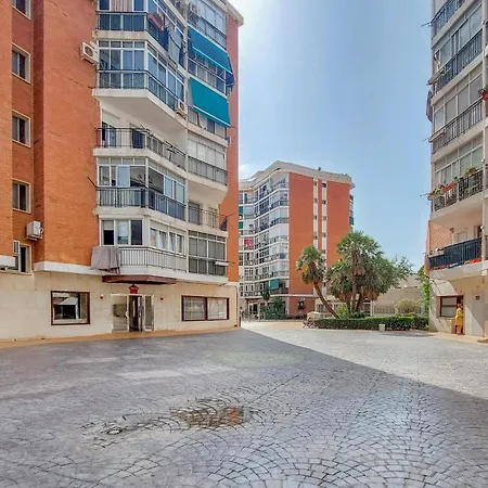 Stunning In With Kitchen Apartamento Torremolinos