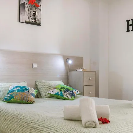 Pet Friendly In Торремолинос